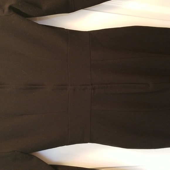 Elegant Little Black Dress - Picture 10 of 15